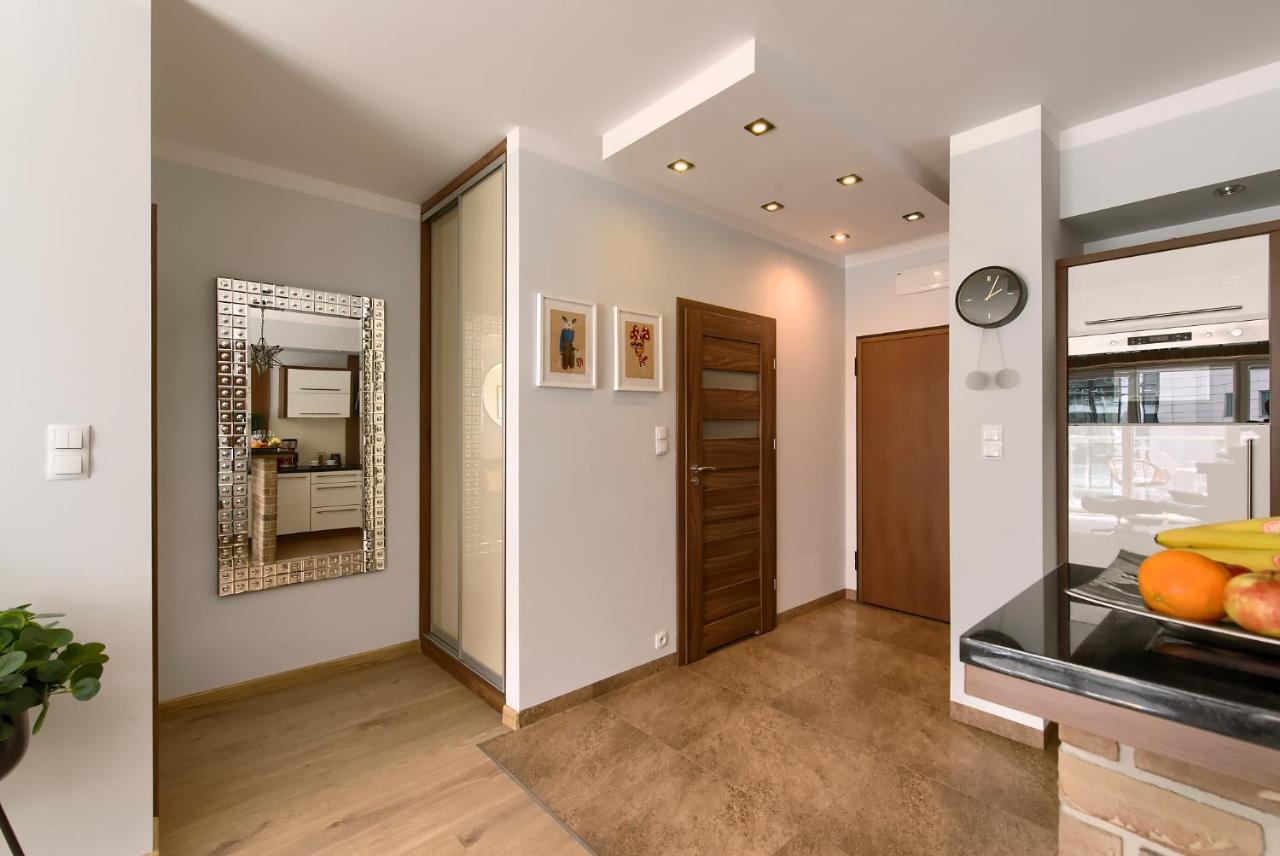Millo Apartament Parking By Impero Poznaň Exteriér fotografie